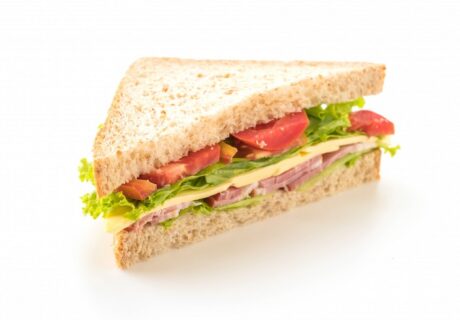 Sandwich Generation, Beban Membiayai Hidup 3 Generasi