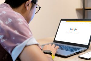 Benarkah Mesin Pencari Google Mulai Ditinggalkan Gen-Z?