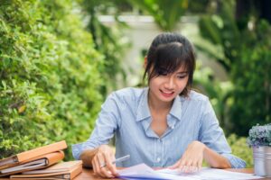7 Jenis Kendala Menulis Skripsi dan Cara Mengatasinya