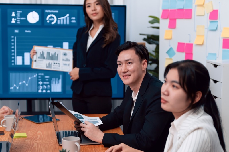 10 Fungsi dan Manfaat Market Research Consultant bagi Bisnis