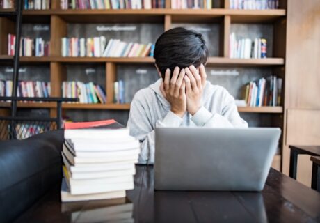 9 Penyebab Umum Drop Out S2, Jangan Sampai Dialami!
