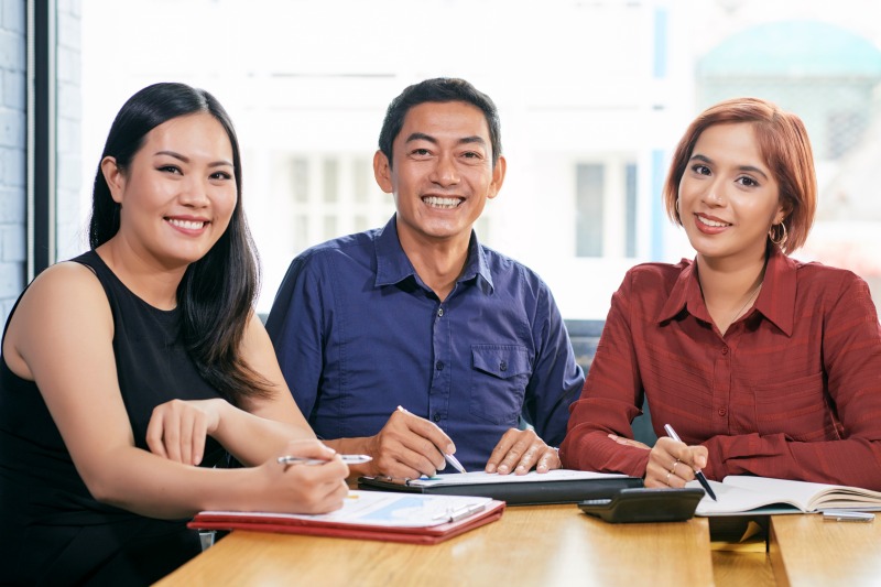 Magister untuk Profesional: Apa Manfaat S2 di Dunia Kerja?