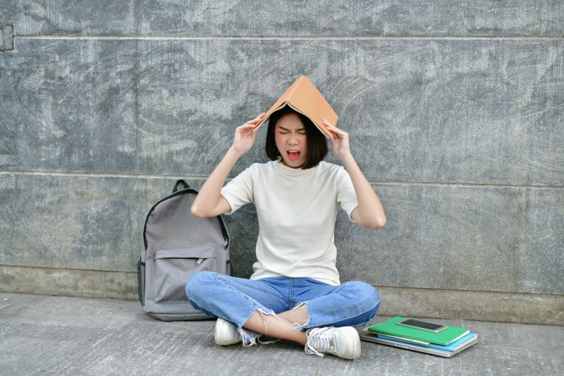 Stuck Skripsi Mahasiswa: Penyebab hingga Cara Mengatasinya