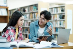Tips Persiapan Sidang Skripsi agar Lebih Siap & Percaya Diri