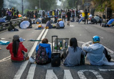 Deteksi Krisis Sosial Lebih Cepat Melalui Riset Sosial!