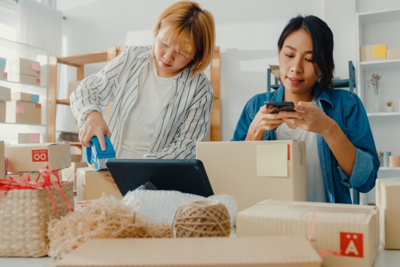 Kelola Bisnis Lebih Efisien dengan Omnichannel Marketplace