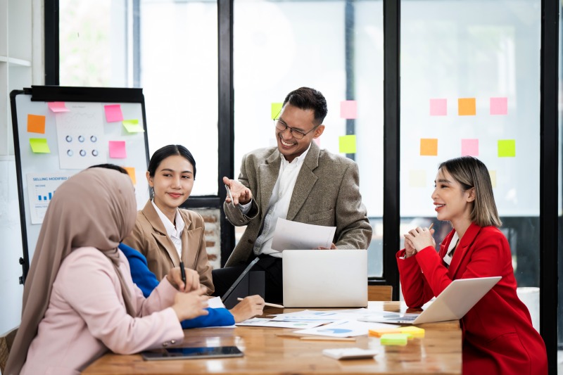 Customer Behaviour Report for Smarter Market Expansion