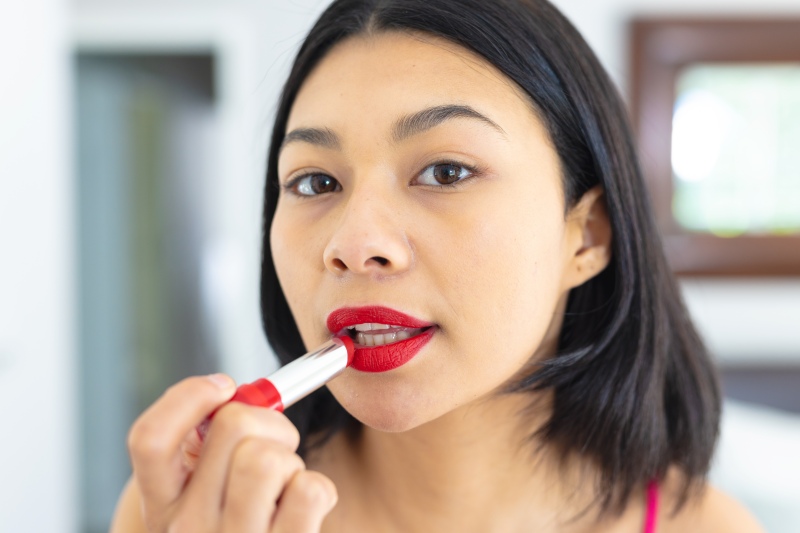 How Indonesians Evaluate and Trust Cosmetic Products