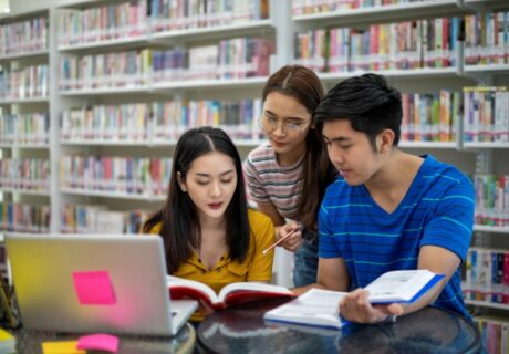 8 Cara Menyusun Hipotesis Penelitian Tesis Berbasis Survei