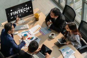 Mengubah Insight Konsumen Menjadi Roadmap Fintech yang Tepat